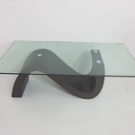 Masuta sticla cafea.