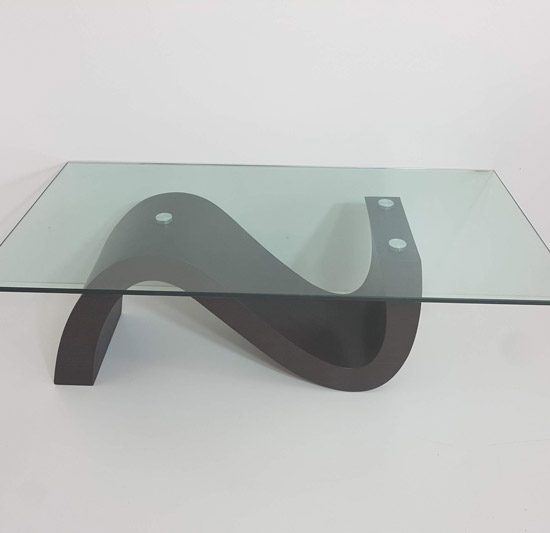 Masuta sticla cafea.